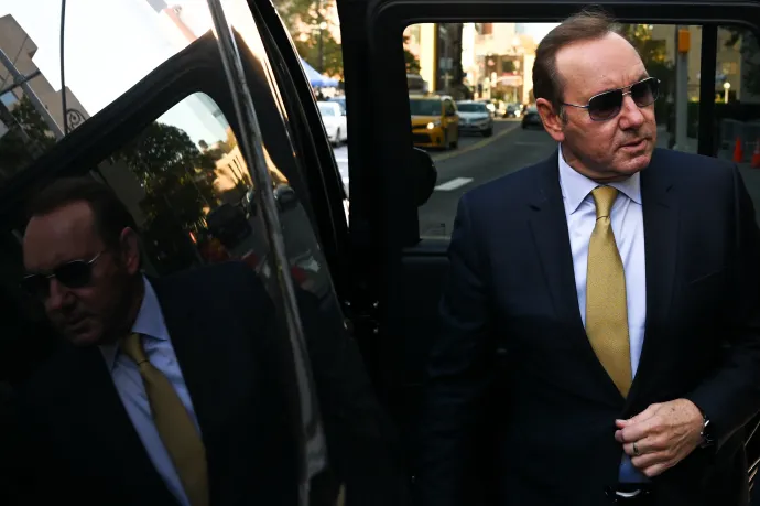 Kevin Spacey pert nyert egy ellene indított szexuális zaklatási ügyben