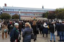 Zuglóban, Szolnokon és Nyíregyházán is több százan demonstráltak az oktatásért