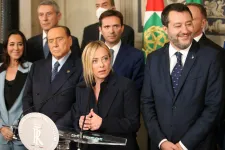 Letette esküjét a jobboldali fordulatot ígérő olasz kormány, Orbán az elsők között gratulált