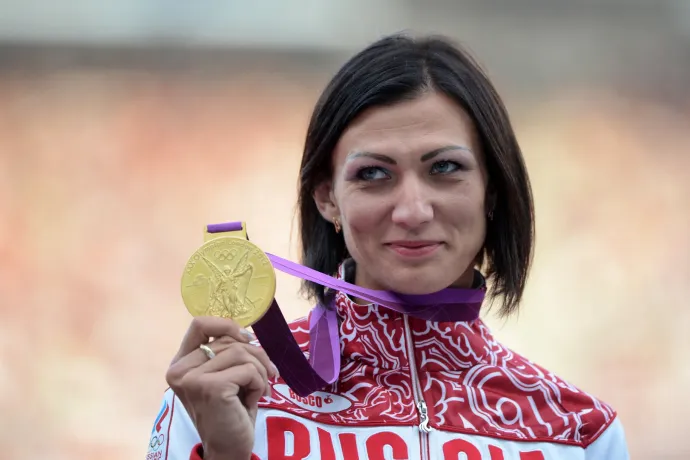 Tíz évvel az olimpiai győzelme után veszik el az orosz gátfutó aranyérmét