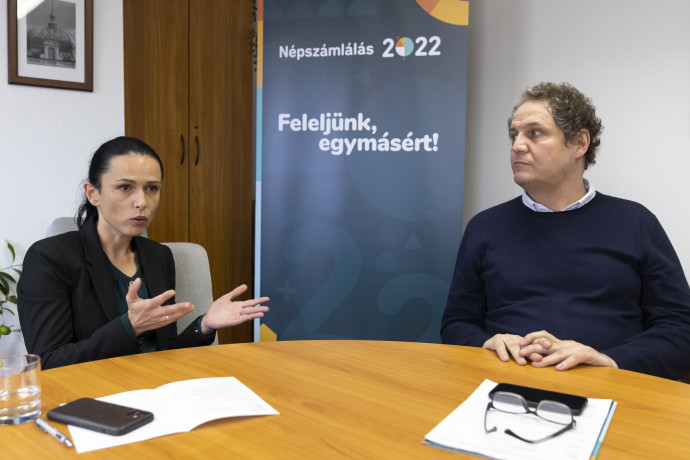 Mag Kornélia, a KSH elnökhelyettese és Kovács Marcell, a 2022-es népszámlálás KSH projektfelelőse. Fotó: Németh Dániel