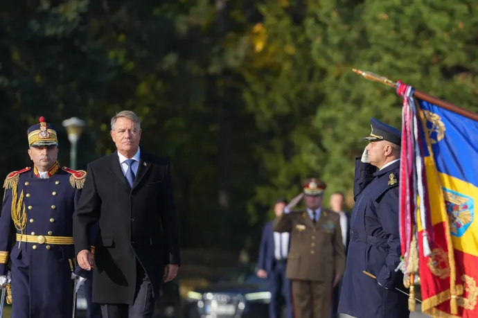 Klaus Iohannis: 2023-tól a GDP 2,5 százalékát költi Románia védelmi célokra