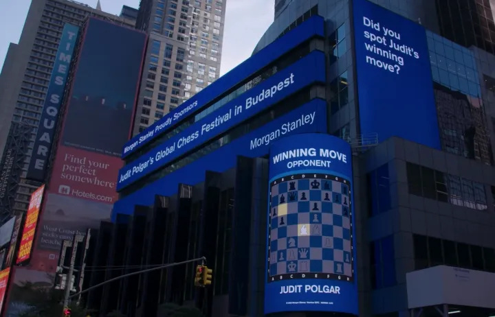 A Világsakkfesztivál a Times Square-en – kép: Morgan Stanley 
