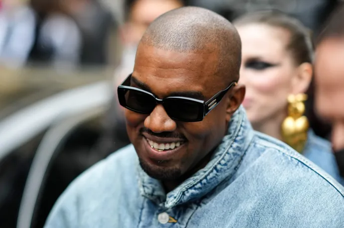 Kanye West éppen most írja ki magát a szórakoztatóiparból