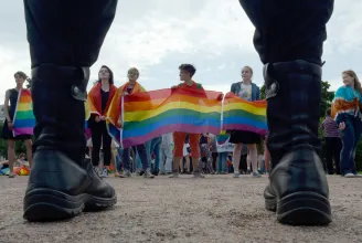 Tovább szigorítják az LMBTQ-ellenes törvényt Oroszországban
