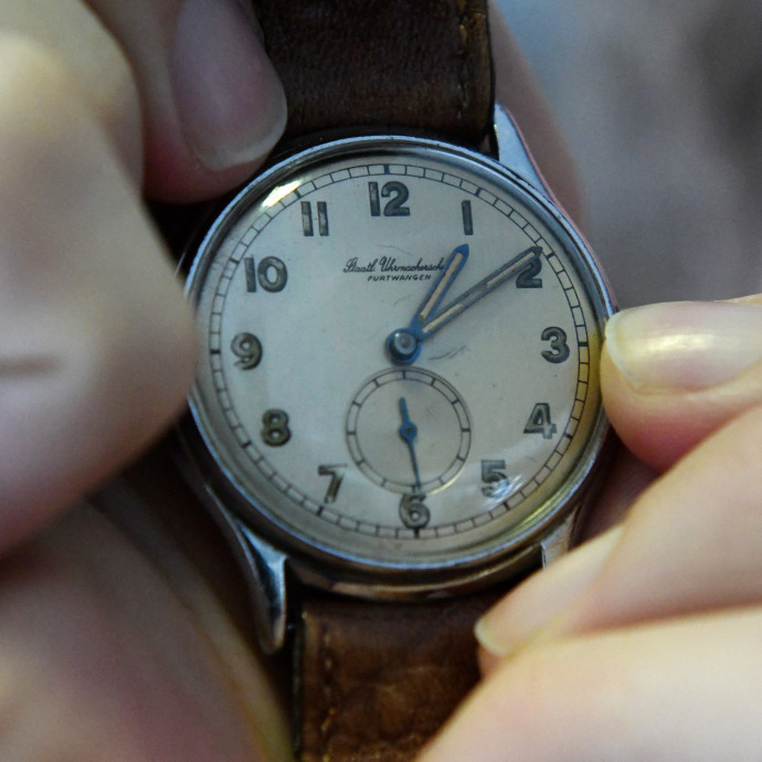 Nemcsak népszerű, hanem gazdaságos is lenne az óraátállítás eltörlése