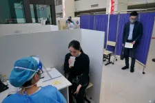 Kínában belélegezhető koronavírus-vakcinát engedélyeztek