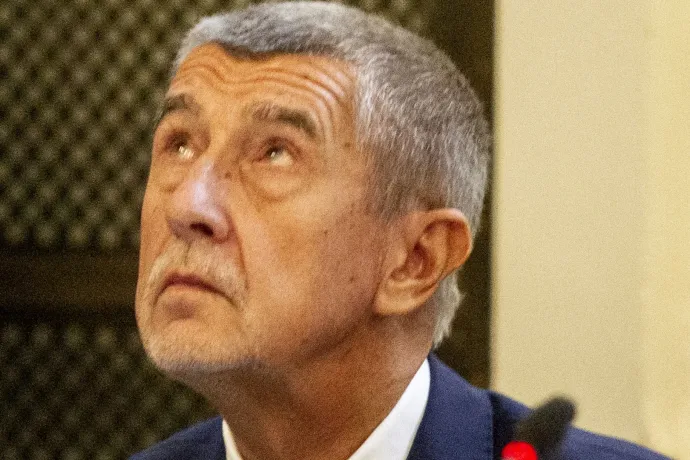 Andrej Babiš volt kormányfő is indul a cseh államfőválasztáson