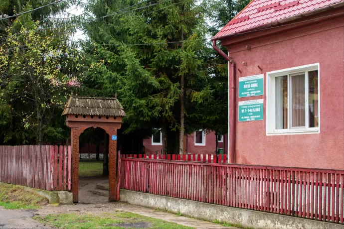 Továbbra is nyomást gyakorolnak a bántalmazó tanár ügyében – üzente a Kovászna megyei Diáktanács elnöke