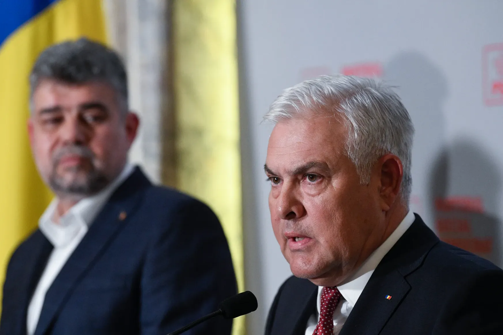 Angel Tîlvăr szenátor lett az új védelmi miniszter