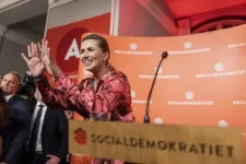 A baloldali blokk nyerte a dán előrehozott választást, Mette Frederiksen maradhat a miniszterelnök
