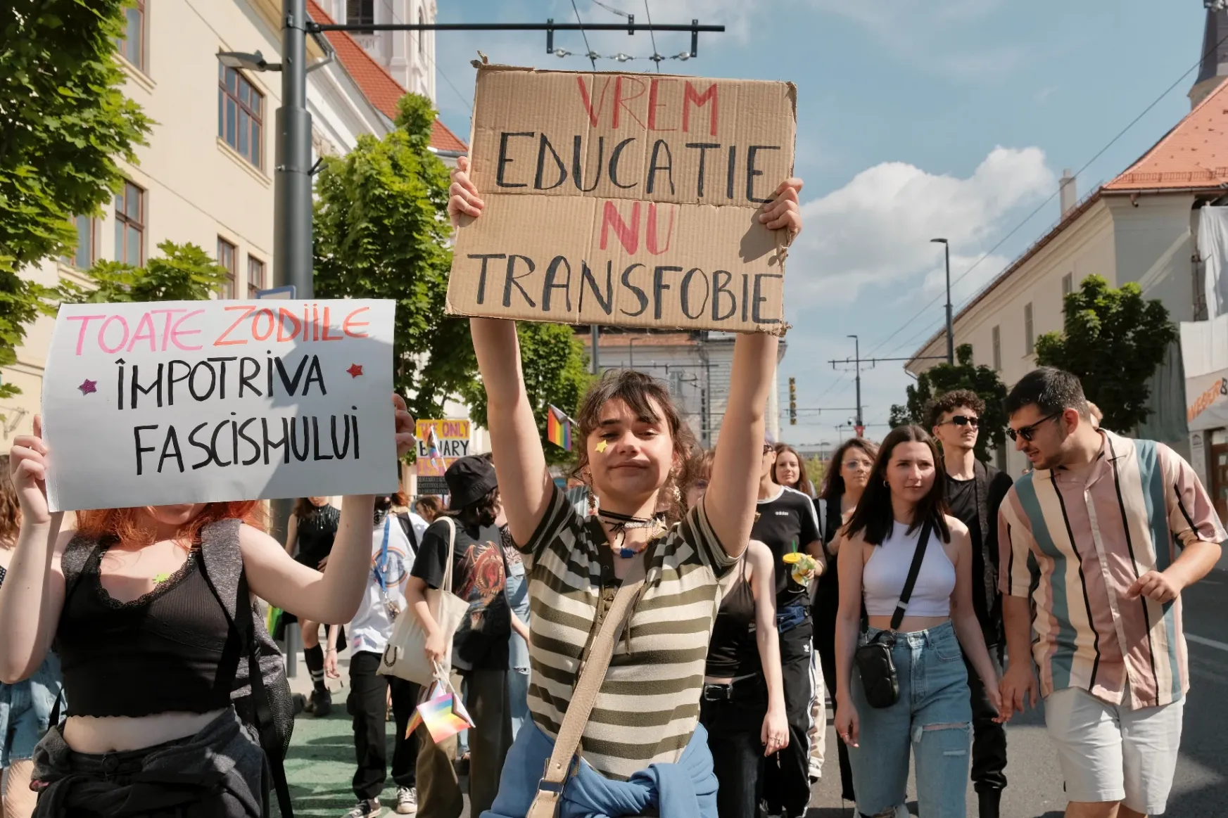 A szexuális irányultságról írt volna szakdolgozatot, megkérték, hogy ne provokáljon