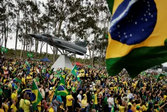 Brazil elnökválasztás: Bolsonaro az útlezárások feloldására szólította fel a híveit, akik katonai hatalomátvételt követelnek