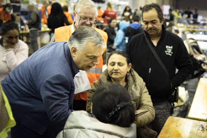 A kárpátaljai cigány menekültek még a szegregált hajléktalanszállónak is tudnak örülni, de a magyar egészségügy már nekik is sok