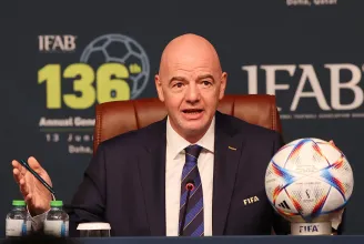 A FIFA levélben szólította fel a katari vb-n szereplő válogatottakat, hogy a focira koncentráljanak