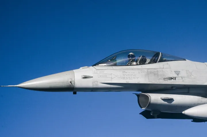 Norvégiától vásárolunk F16-os harci gépeket