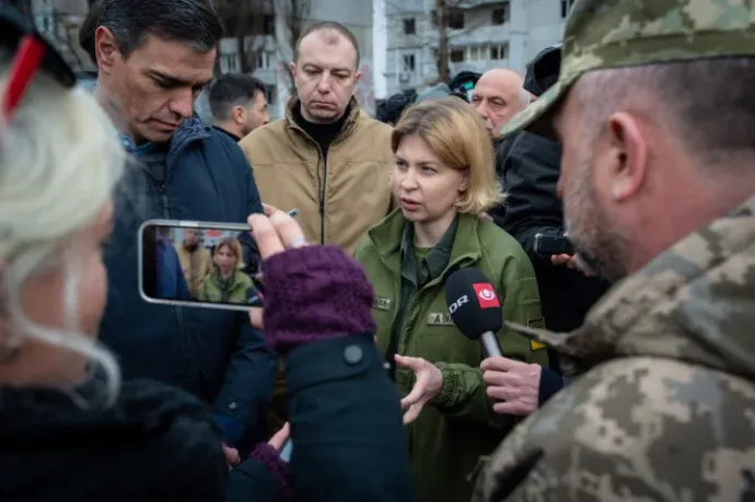 Olga Stefanishyna giving an update to visiting EU leaders and the press on 21 April 2022 about the devastation left behind the Russian forces after their retreat from Kyiv's north-western suburb – Photo: Scott Peterson / Getty Images