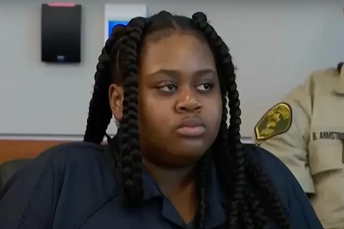 Megszökött a javítóintézetből az a 17 éves iowai tinédzser, akit azért ítéltek el, mert megölte erőszaktevőjét