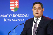 A kormánytag kamatplafonozik, de ki kormányoz?