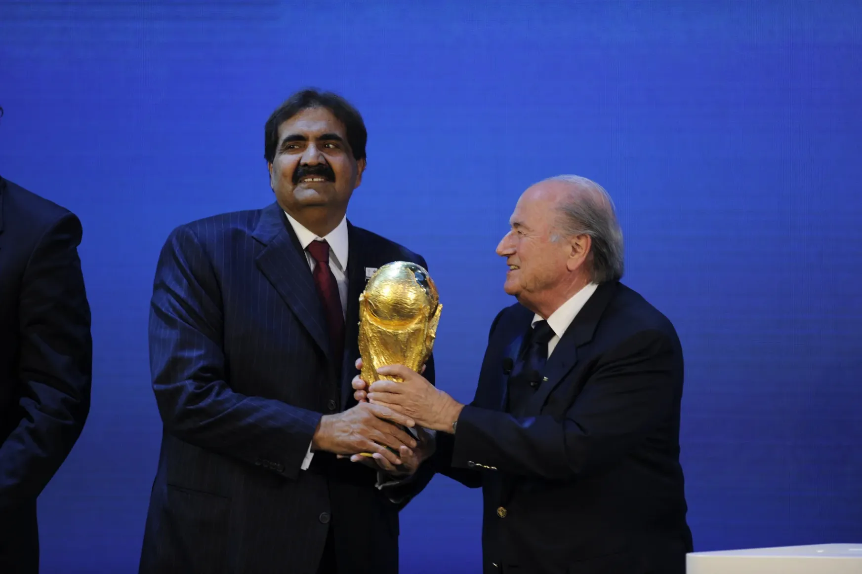 A bukott FIFA-elnök feltárta, hogyan kapta Katar a foci-vb-t, amit már hibás döntésnek gondol