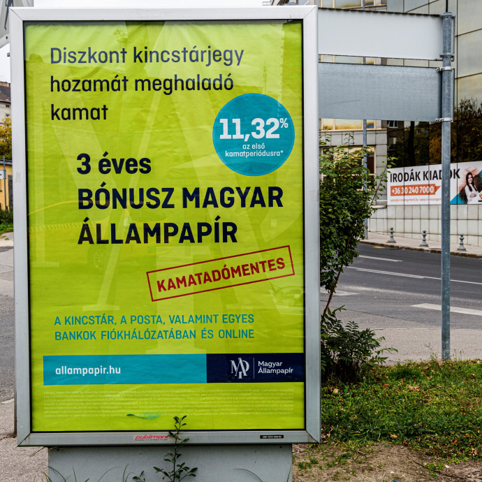 Százmilliárdokat spórolhatna a kormány, ha nem lenne hiteltelen a hitelpiacon