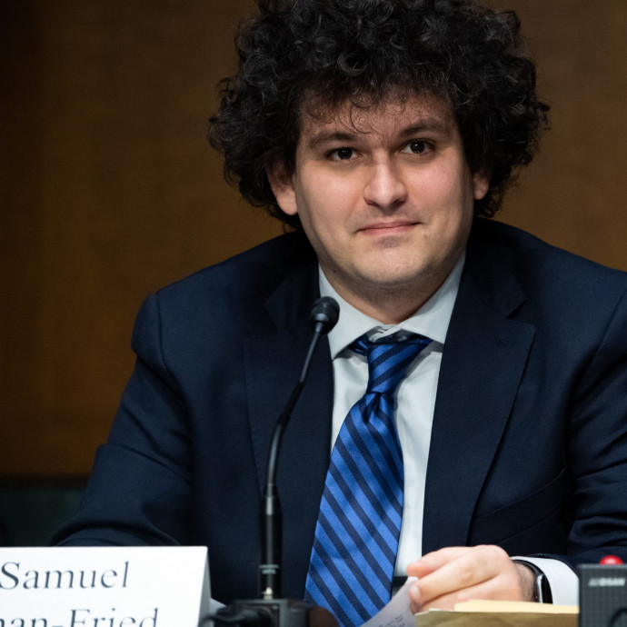 A világ egyik leggazdagabb embere volt, egy nap alatt a töredékére olvadt a 30 éves kriptobefektető vagyona