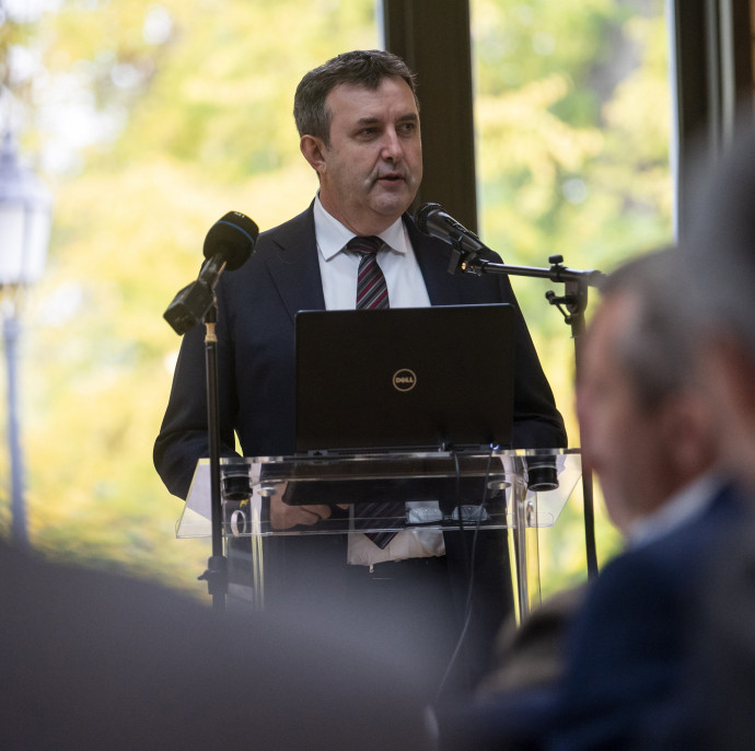 Miniszter még nem mondott le úgy az Orbán-rendszerben, mint most Palkovics László