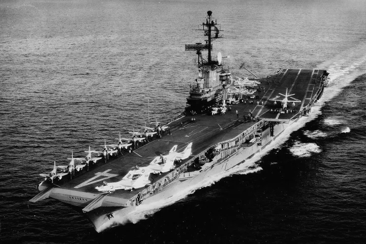 Az USS Ticonderoga – Fotó: National Archives