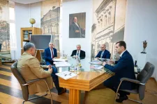 Lázár János Sepsiszentgyörgyön: A magyar adóforintokkal egész Románia gyarapodásához készek vagyunk hozzájárulni