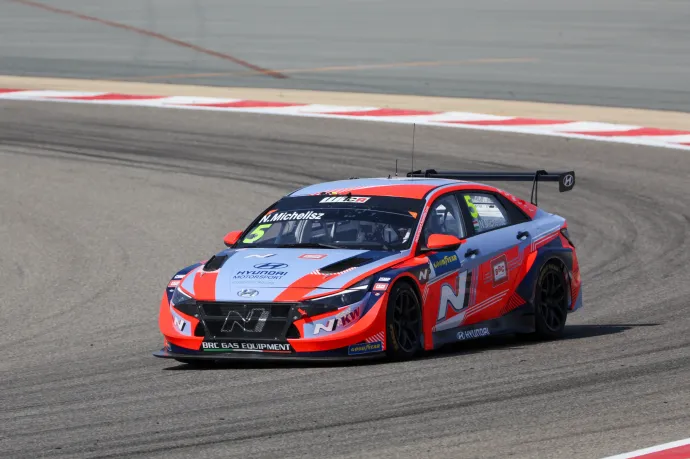 Michelisz beindult: futamgyőzelem a 2. helye után Bahreinben