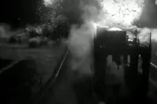Videón a Nova Kahovka-i vízerőmű gátjának felrobbantása