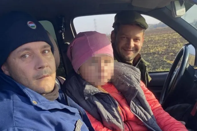 Egy kutya után ment, és a sűrű ködben eltévedt, de jól van a megtalált hatéves kislány