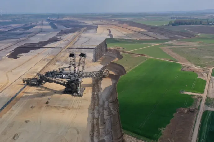 Solving climate change would be the moonshot of our times