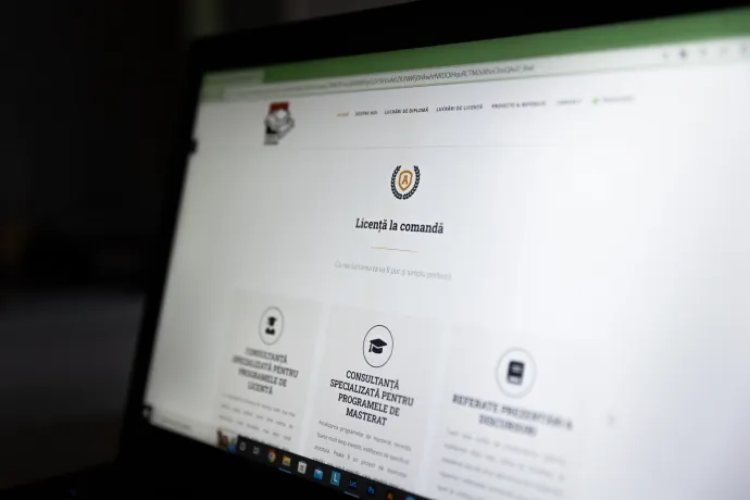 Egy román nyelvű honlap, ahonnan dolgozatokat lehet rendelni – Fotó: Tóth Helga / Transtelex