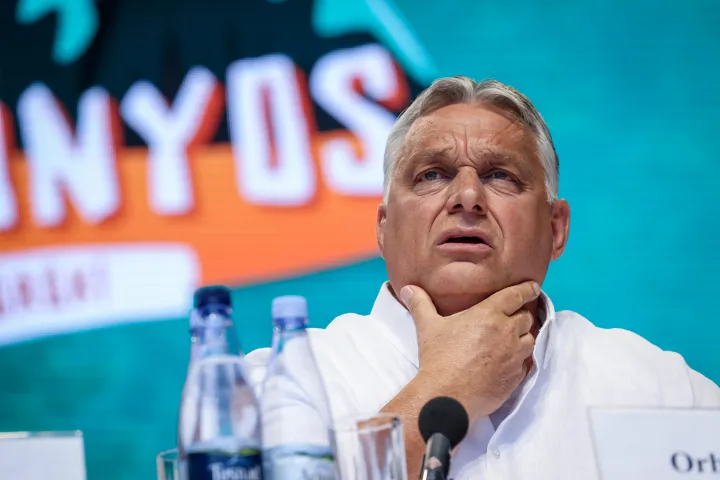 Orbán Viktor Tusványoson, 2022. júliusában – Fotó: Huszti István / Telex
