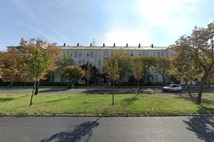 A Mogyoródi úti kollégium épülete – Fotó: Google Street View
