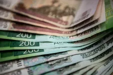 Oroszország több mint 5 trillió forintnyi államkötvényt adott ki egy nap alatt