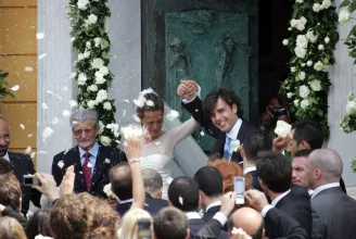 Húszezer euróval támogatná a templomban házasságot kötő párokat Matteo Salvini pártja