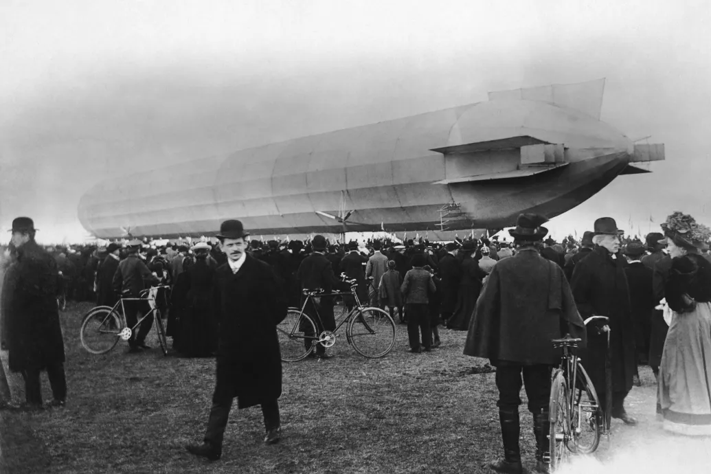 Az első világháborúban a németek a Zeppelinek miatt betiltották a kolbásztöltést