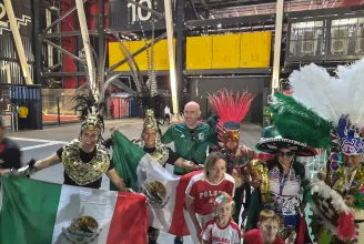Beleremegett a mexikói szurkolásba a szét- és összelegózható vb-stadion
