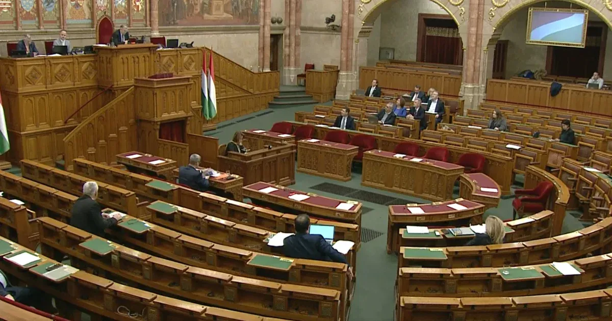 Már tizenhét órája vitáznak az egészségügy átalakításáról a parlamentben