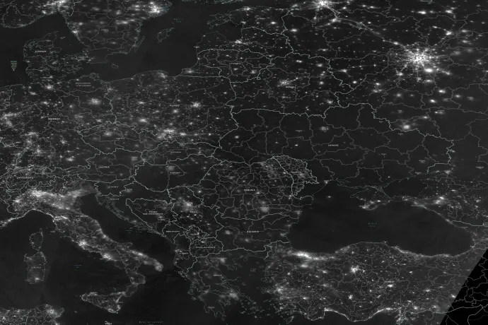 Az űrből is látszik, mennyire szétverték az oroszok az ukrán elektromos hálózatot