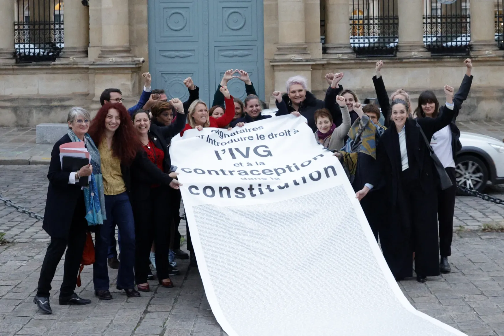 Megszavazta a francia Nemzetgyűlés, hogy alkotmányba foglalják az abortuszhoz való jogot