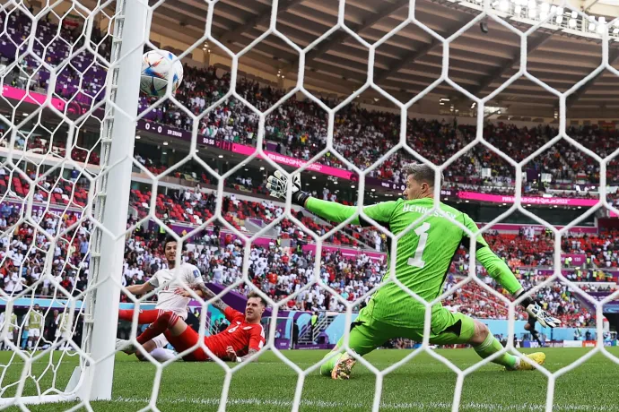 Wales összeomlott, a 98. és 101. percben is gólt kapott Irántól