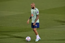 Dani Alves lehet minden idők legidősebb brazil játékosa a vébék történetében