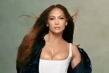 Ezért sötétült el Jennifer Lopez Instagramja