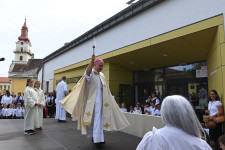 Halk szavú és békés volt az egyházi iskolák tanárainak demonstrációja, mégis új helyzetet teremtett
