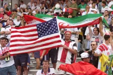 Az amerikai focicsapat eltiltását követeli Irán egy zászló miatt