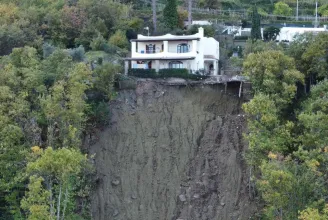 Földcsuszamlás Ischia szigetén: hétre emelkedett a halottak száma