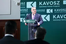 Orbán Viktor: Nem tudjuk csökkenteni a járulékokat